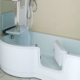 Vasca doccia con sportello aperto e seduta modello Torino